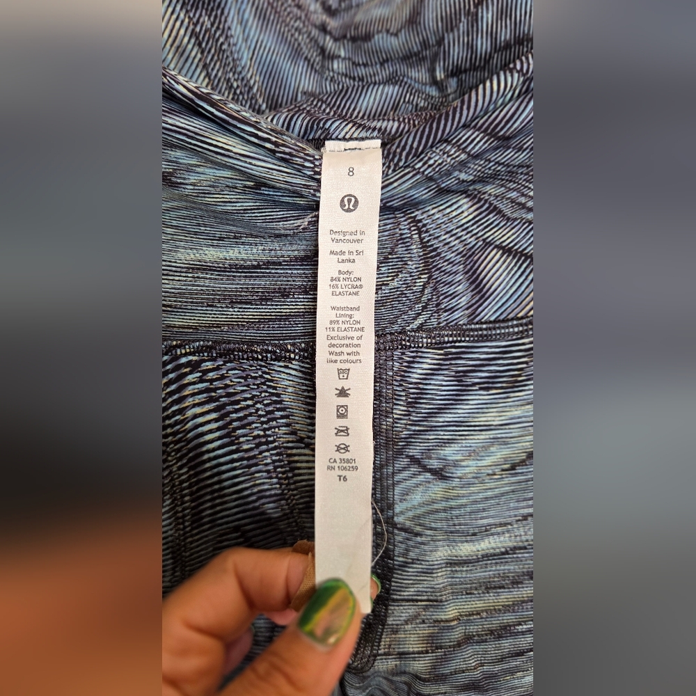 Lululemon Fast & Free High-Rise Leggings Dimensional Icing Blue Multi Pattern- 8 - Picture 9 of 16